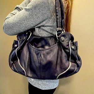 B Makowsky Leather Purse